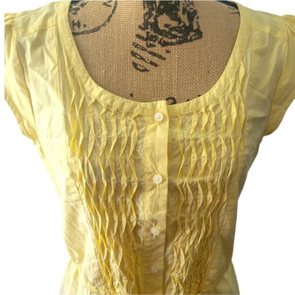 Small Levi's yellow dress ruffled pleats with tulip sleeves, excellent condition - Picture 2 of 5